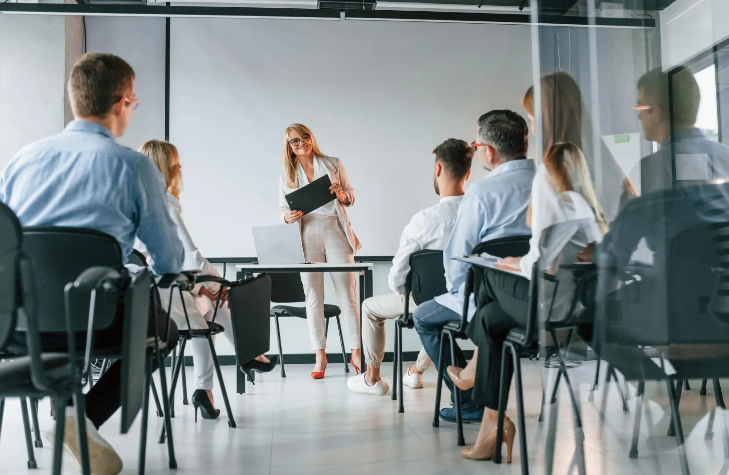 Jak edukować pracowników w zakresie cyberbezpieczeństwa?